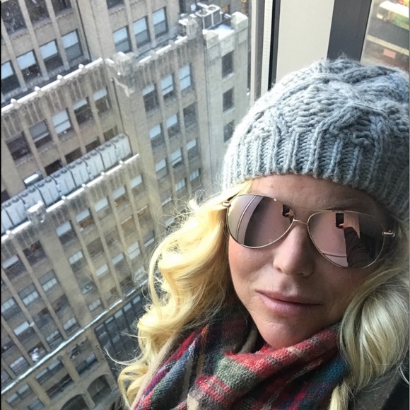 Meet your Posher, Tara - Picture 5 of 8